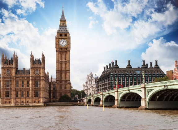 River Thames and Big ben in London, UK