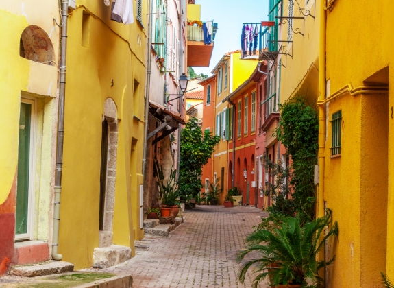 colourful-nice-old-town