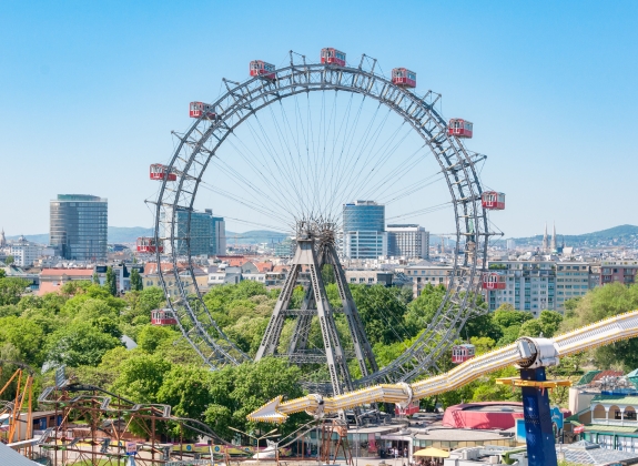 ferris-wheel-prater-vienna-austria-riesenrad_1085956877_web