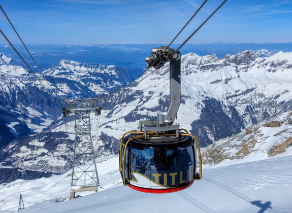 mount-titlis-gondola_529816642_web