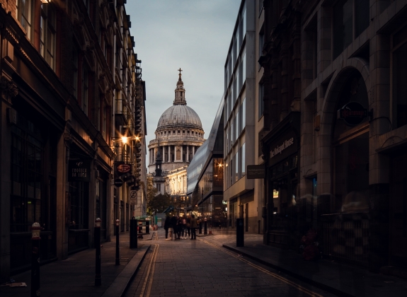 St Paul's cathedral from London street