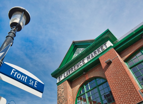 toronto-famous-st-lawrence-market_1236750733_web
