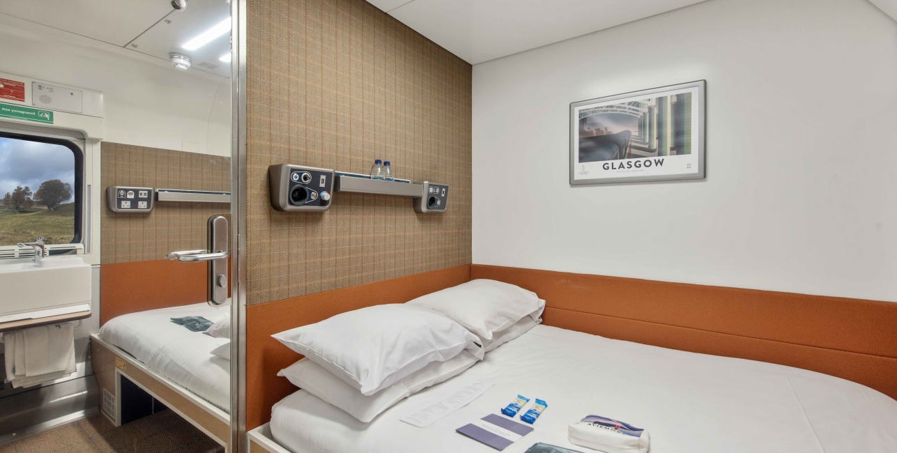 Caledonian Double rooms offer the ultimate travel experience. They feature an ensuite shower and include complimentary full breakfast, served in the Club dining car or in-room.
