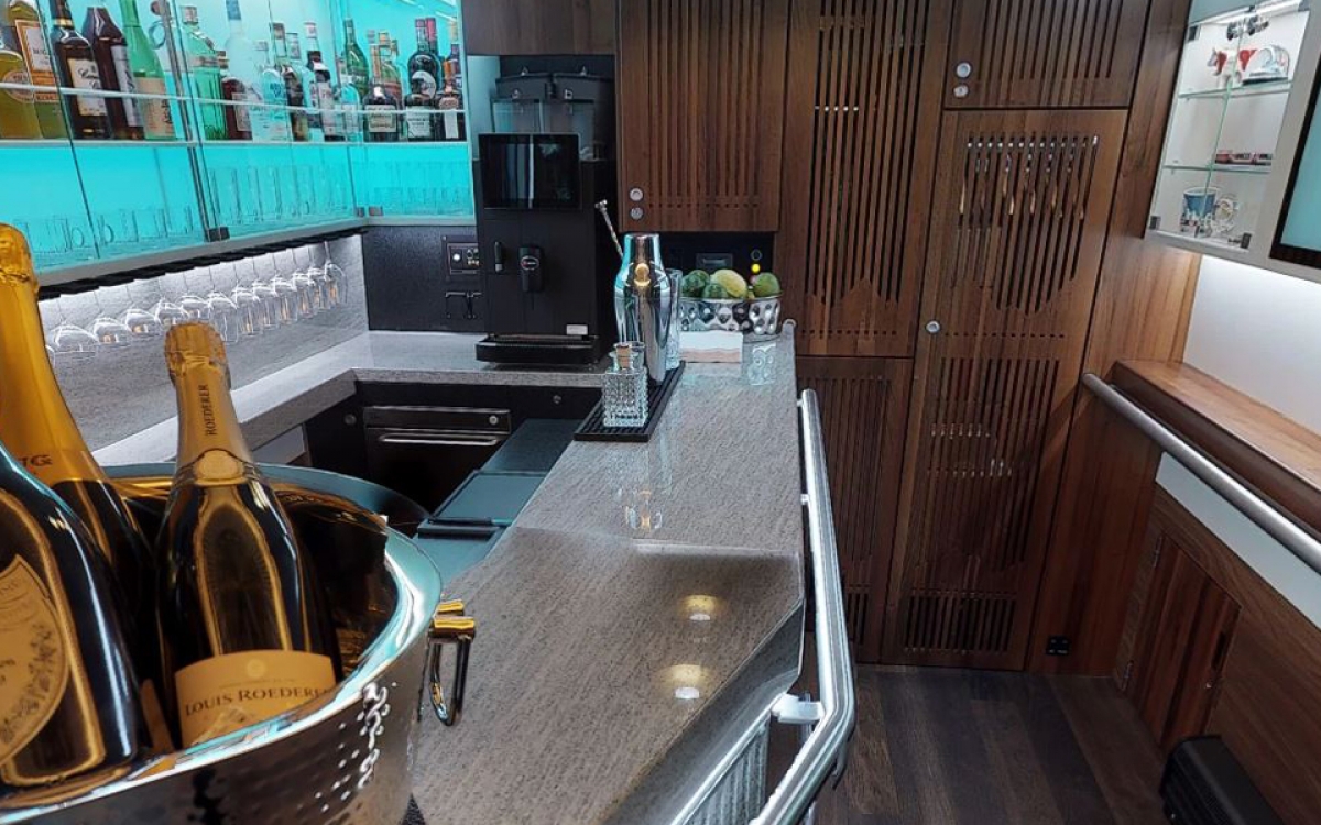 Glacier-Bar-Excellence-Class-1800x600 Glacier-Bar-Excellence-Class-1800x600