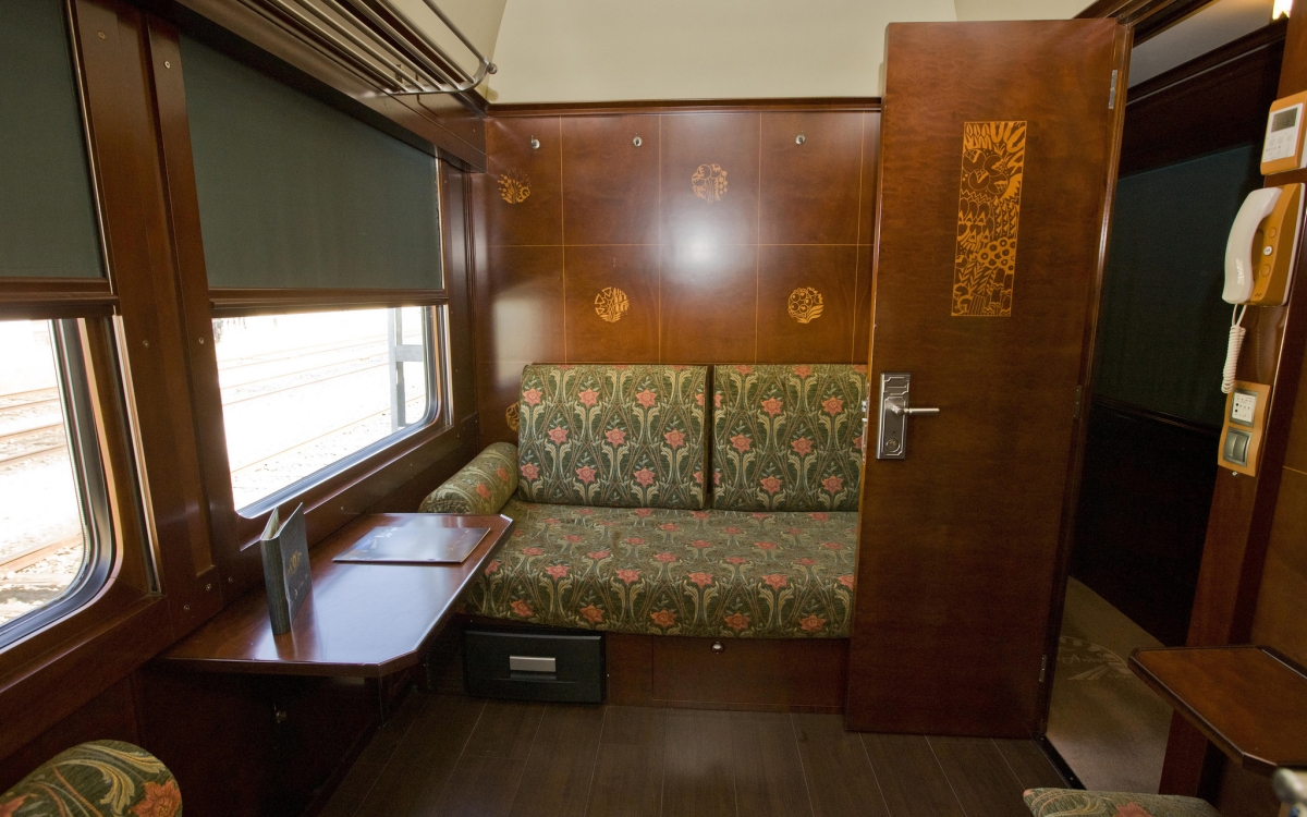 al-andalus_train-grand_class_2