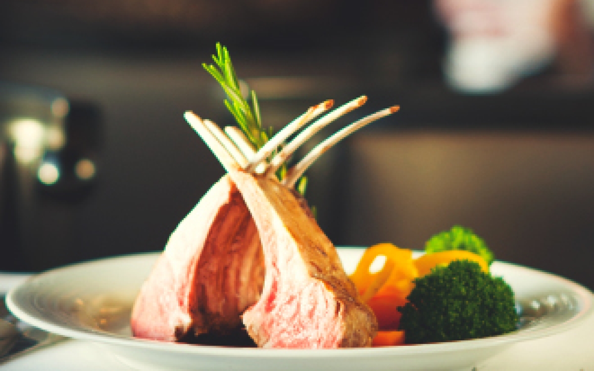 dining for prestige class on via rail