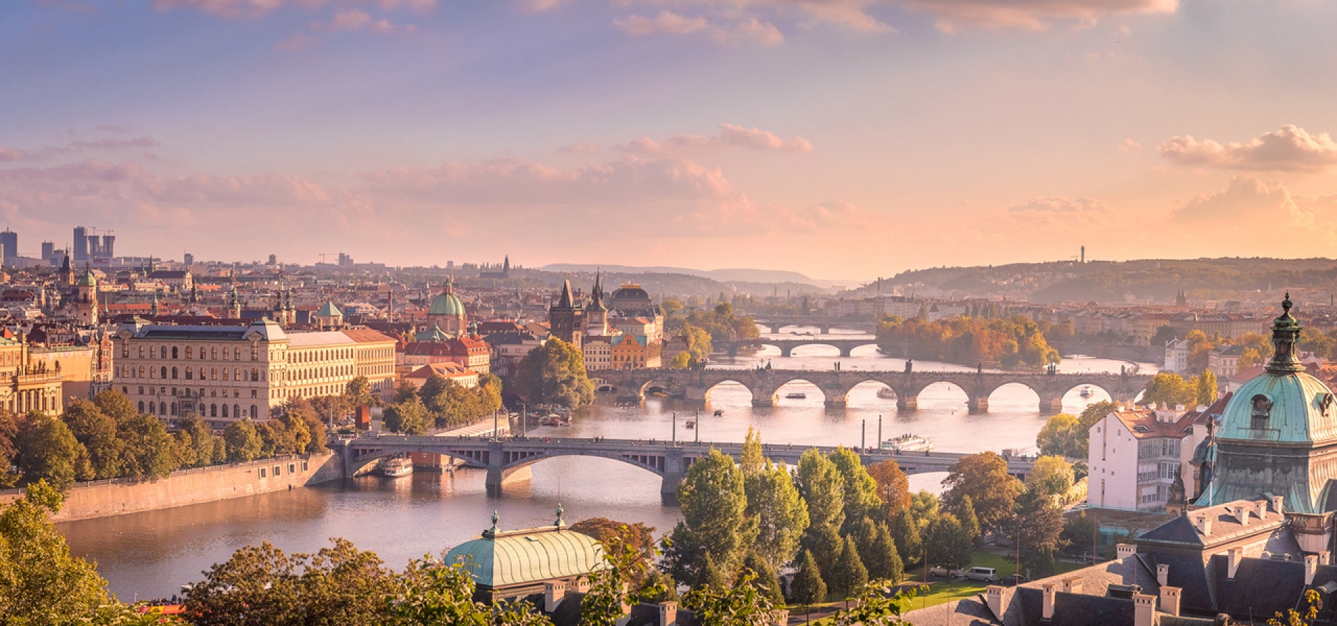 Prague-Bridges-Pano-1800x600