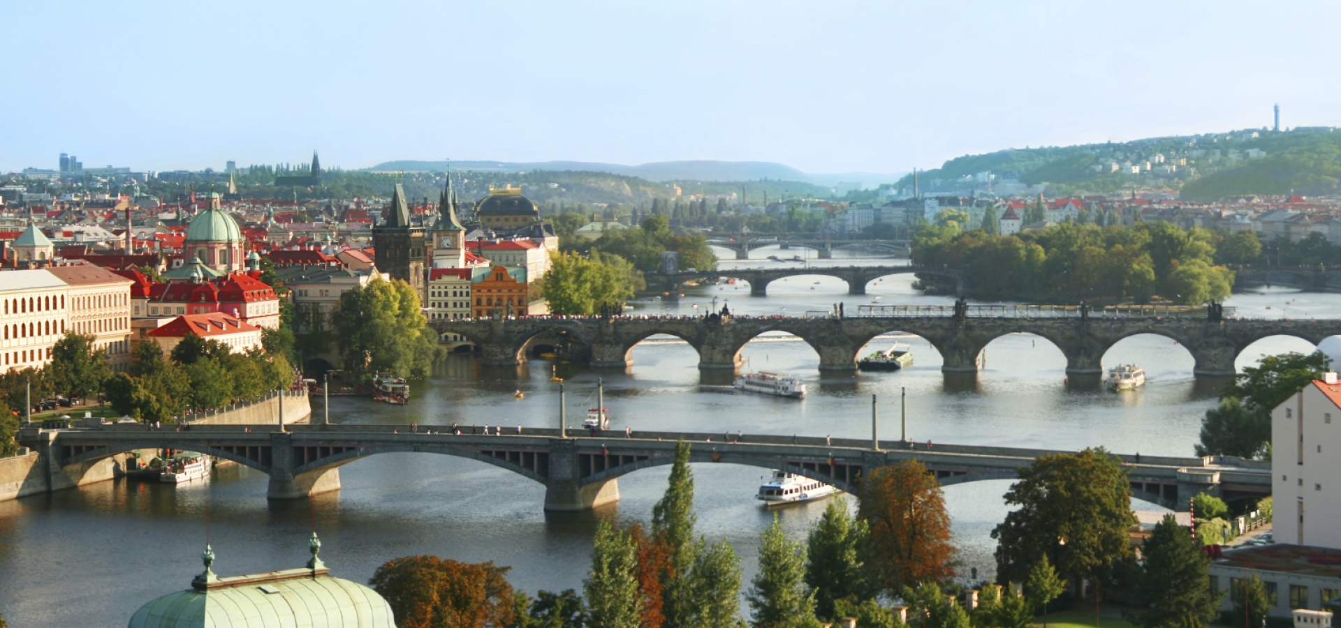 Prague-at-sunset-iStock_000010694734Medium