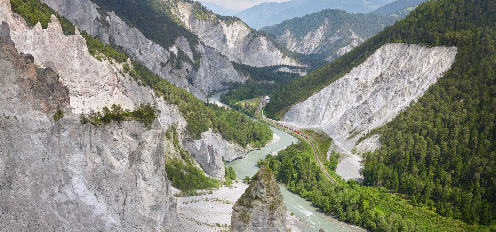 glacier_express-rheinschlucht-sommer.2019