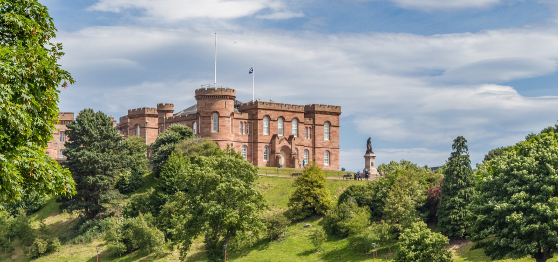 inverness bush and castle
