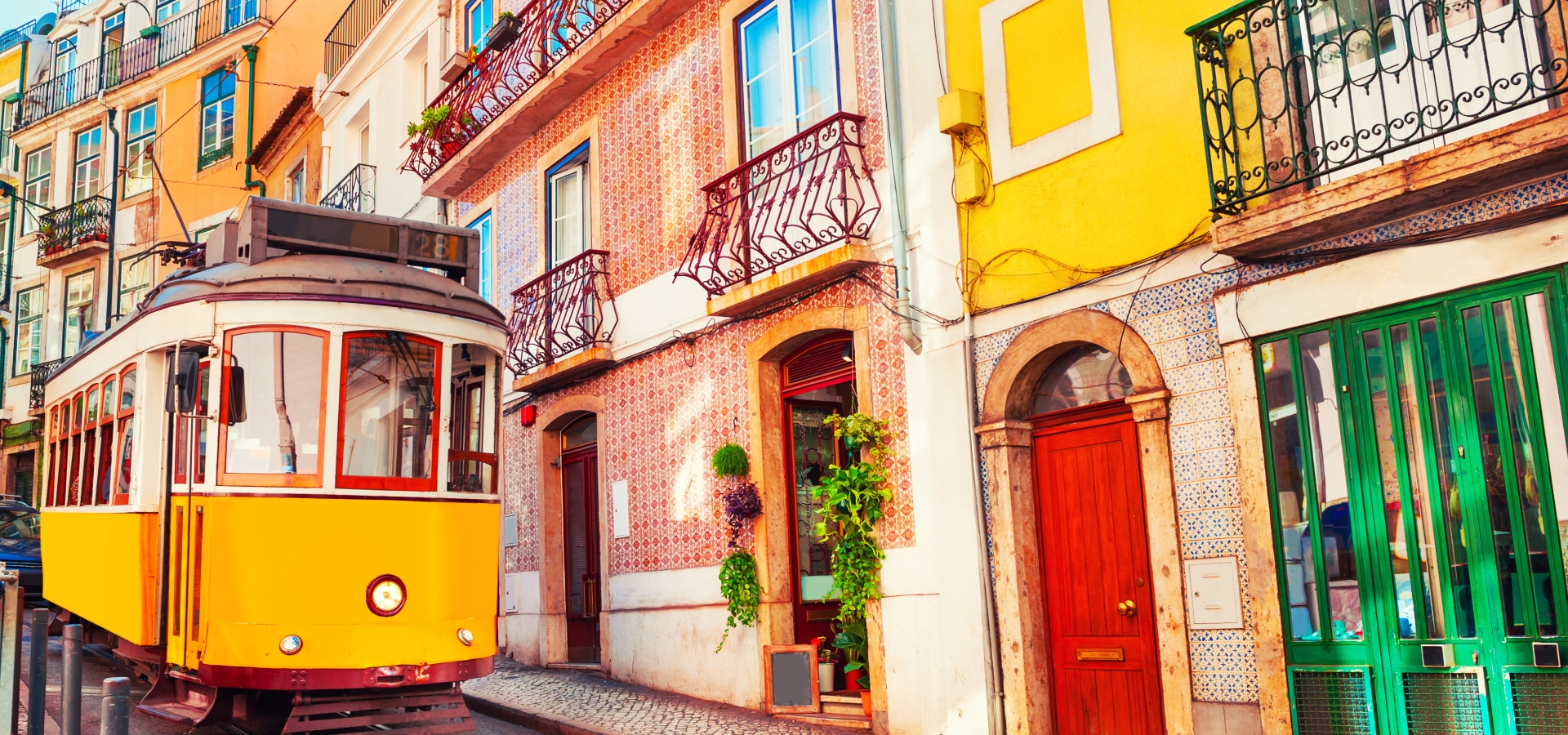 Portugal Train Journeys | Coast & Vineyards by Rail | Railbookers®
