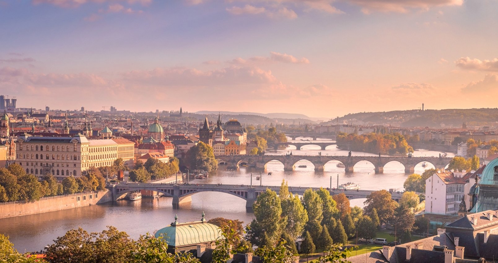 Prague-Bridges-Pano-1800x600