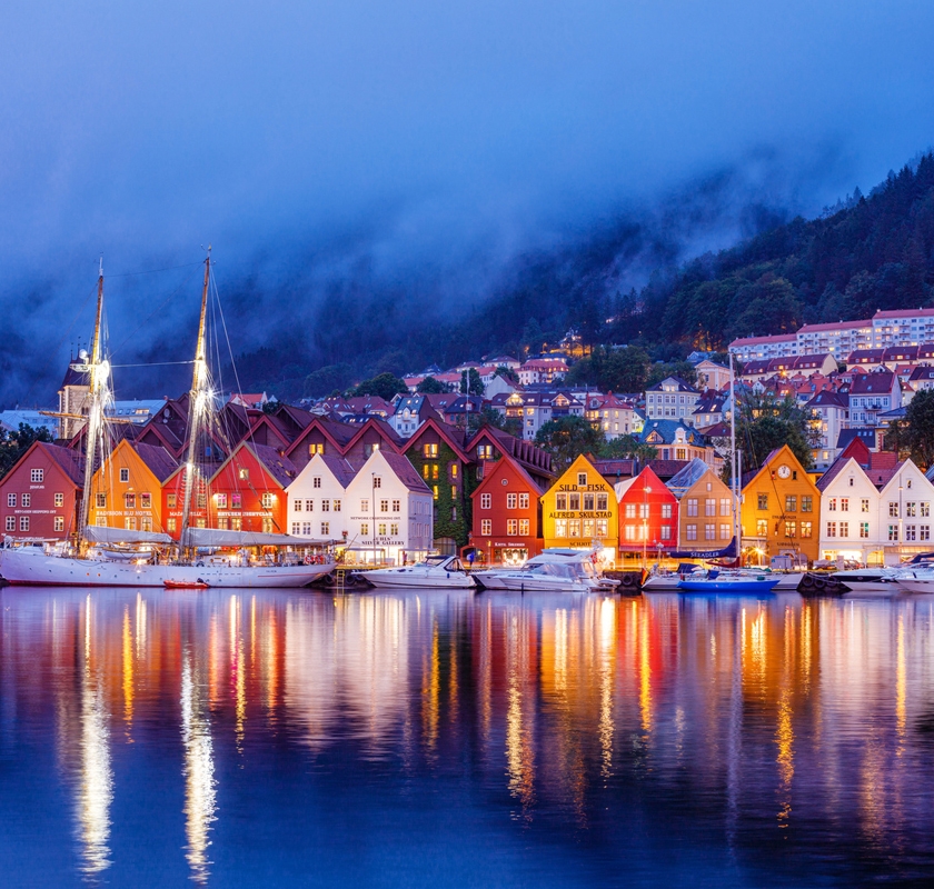 bergen-at-night_web_840x800.jpg bergen norway at night