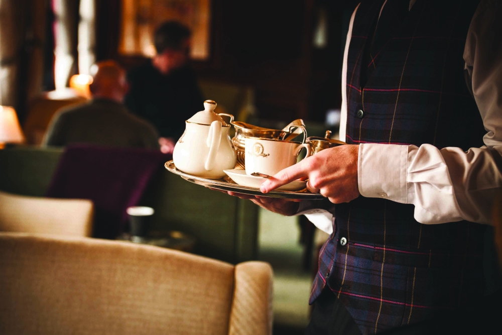 royal-scotsman_interior_dining room tea